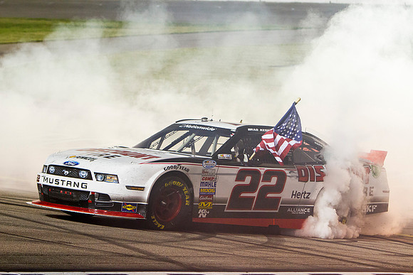 AUTO: AUG 03 NASCAR - Nationwide Series - U.S. Cellular 250 - Race