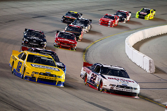 AUTO: AUG 03 NASCAR - Nationwide Series - U.S. Cellular 250 - Race