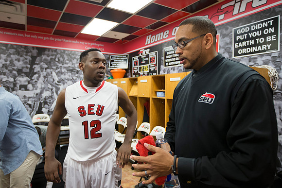NCCAA BASKETBALL: JAN 4 Warner at Southeastern